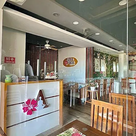 Spacious Studio With Balcony Within The Queen City